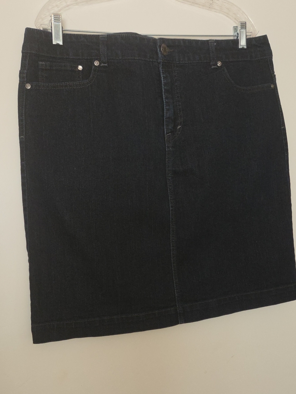 Style & Co Blue-Black Denim Knee-Length Women's Skirt With Embellished Pockets